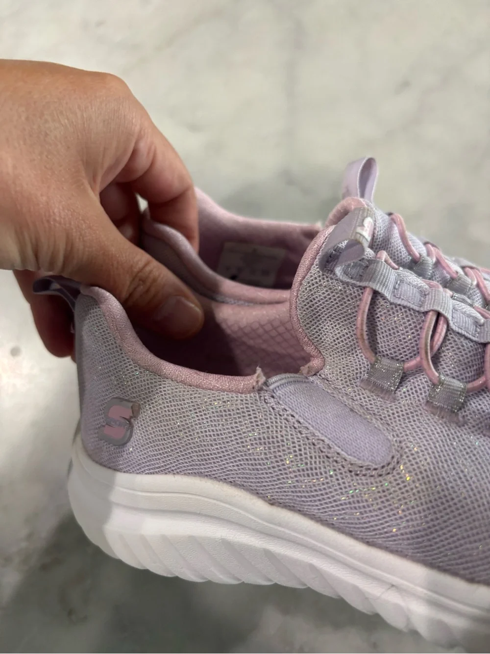 💚$5 Deals- Skechers Kids Light Purple Slip-On Sneakers with White Soles